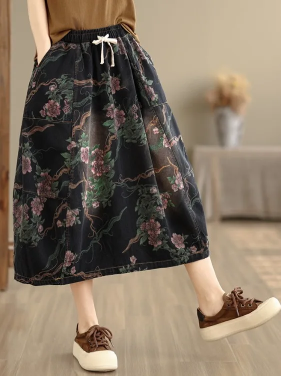 High Waist Slimming Retro Print A-Line Denim Skirt Large Size Women's Fashion Side Pocket Design Sensation Half-length Skirt
High Waist Slimming Retro Print A-Line Denim Skirt Large Size Women's Fashion Side Pocket Design Sensation Half-length Skirt
