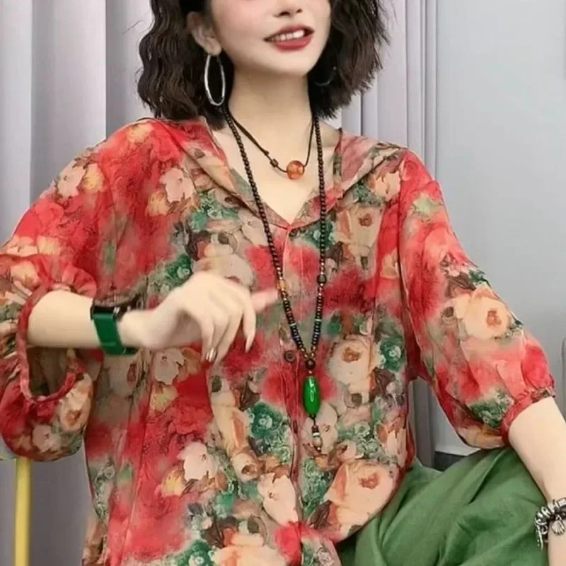 Summer New Hooded Button Tie Up with Printed Fashion Simplicity Loose Casual Half Sleeve Women's Shirt Sunscreen Top XQ752
Summer New Hooded Button Tie Up with Printed Fashion Simplicity Loose Casual Half Sleeve Women's Shirt Sunscreen Top XQ752