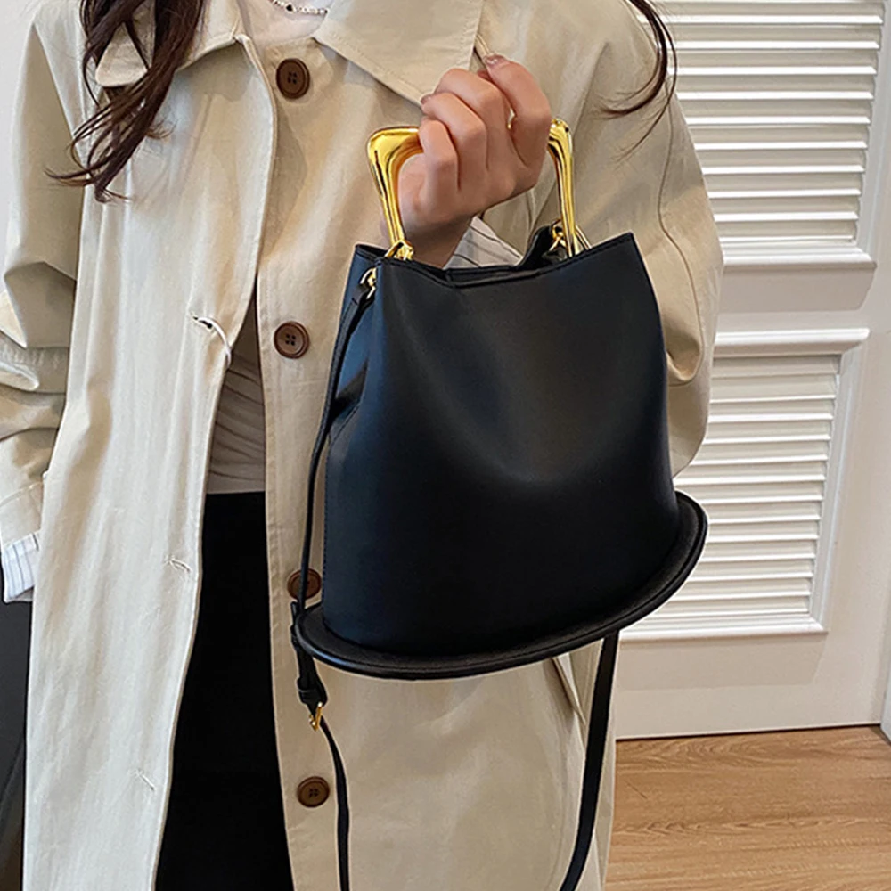 Fashion Designer Bucket Bags for Women Shoulder Bag Luxury Soft PU Leather Handbags High Quality Crossbody Bag Ladies Clutch NEW
Fashion Designer Bucket Bags for Women Shoulder Bag Luxury Soft PU Leather Handbags High Quality Crossbody Bag Ladies Clutch NEW