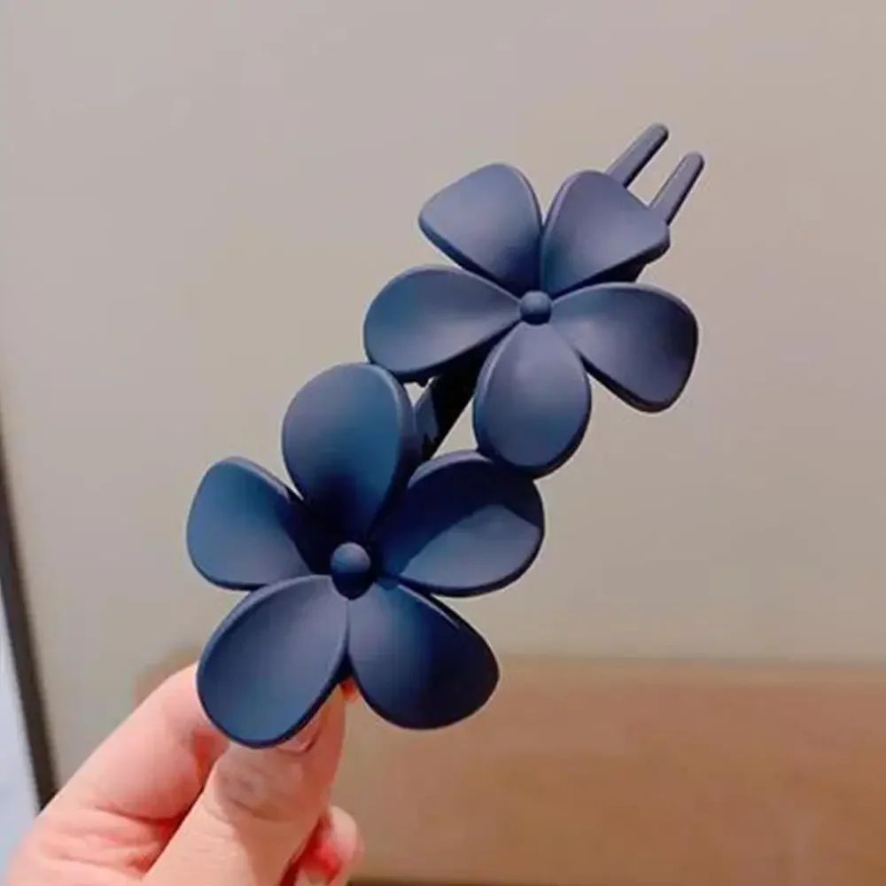 Matte Frosted Flower Hair Claw Clips - Women's Stylish Hairpin for Thin/Thick/Curly Hair, Kids Barrettes Accessories
Matte Frosted Flower Hair Claw Clips - Women's Stylish Hairpin for Thin/Thick/Curly Hair, Kids Barrettes Accessories