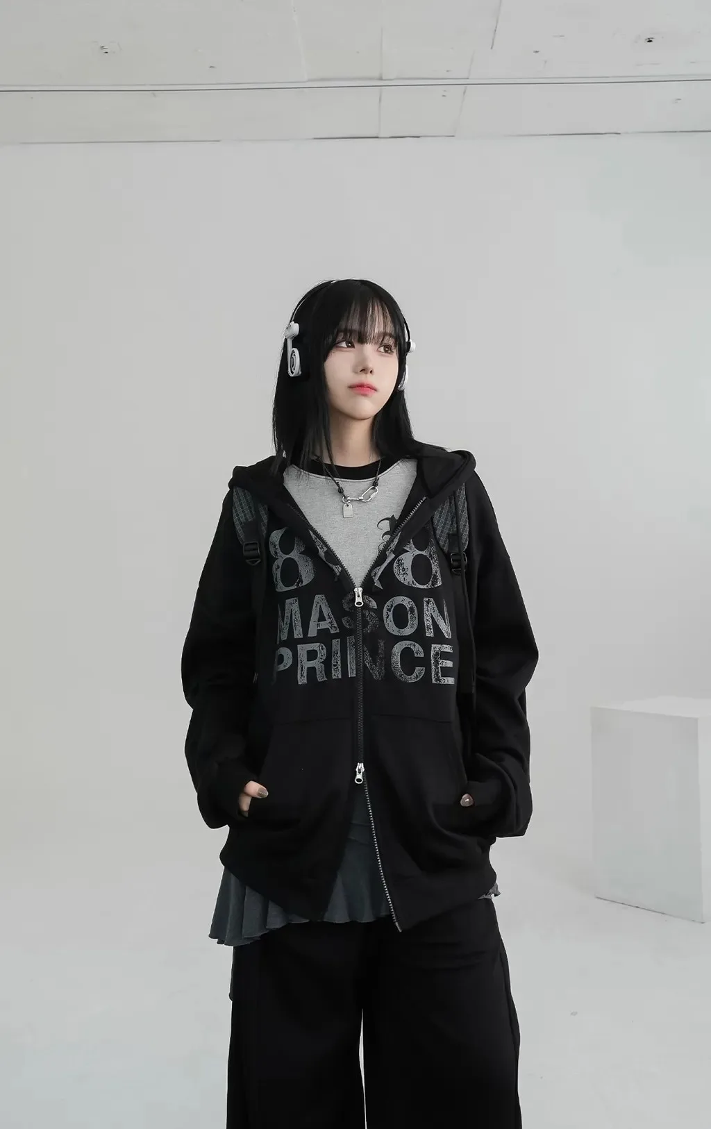 Autumn Winter Classic Letter Print Zip Up Hoodie Streetwear Long Sleeve Sweatshirts Gothic Punk Y2k Female Hoodie Women Tops
Autumn Winter Classic Letter Print Zip Up Hoodie Streetwear Long Sleeve Sweatshirts Gothic Punk Y2k Female Hoodie Women Tops