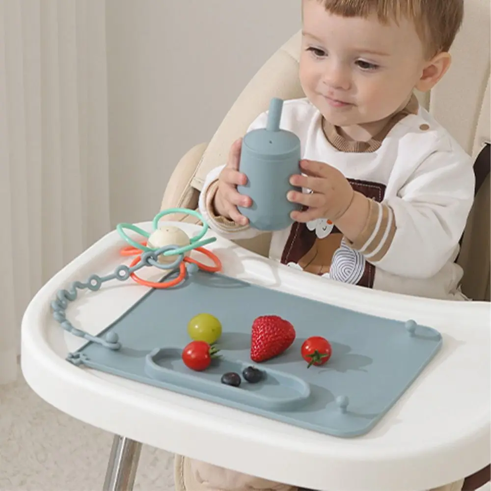 Non-Slip Silicone Kids Placemat Roll Up Anti-Drop Rope Baby Feeding Mat Detachable Anti-Dirty Surface Toddler Play Pad
Non-Slip Silicone Kids Placemat Roll Up Anti-Drop Rope Baby Feeding Mat Detachable Anti-Dirty Surface Toddler Play Pad