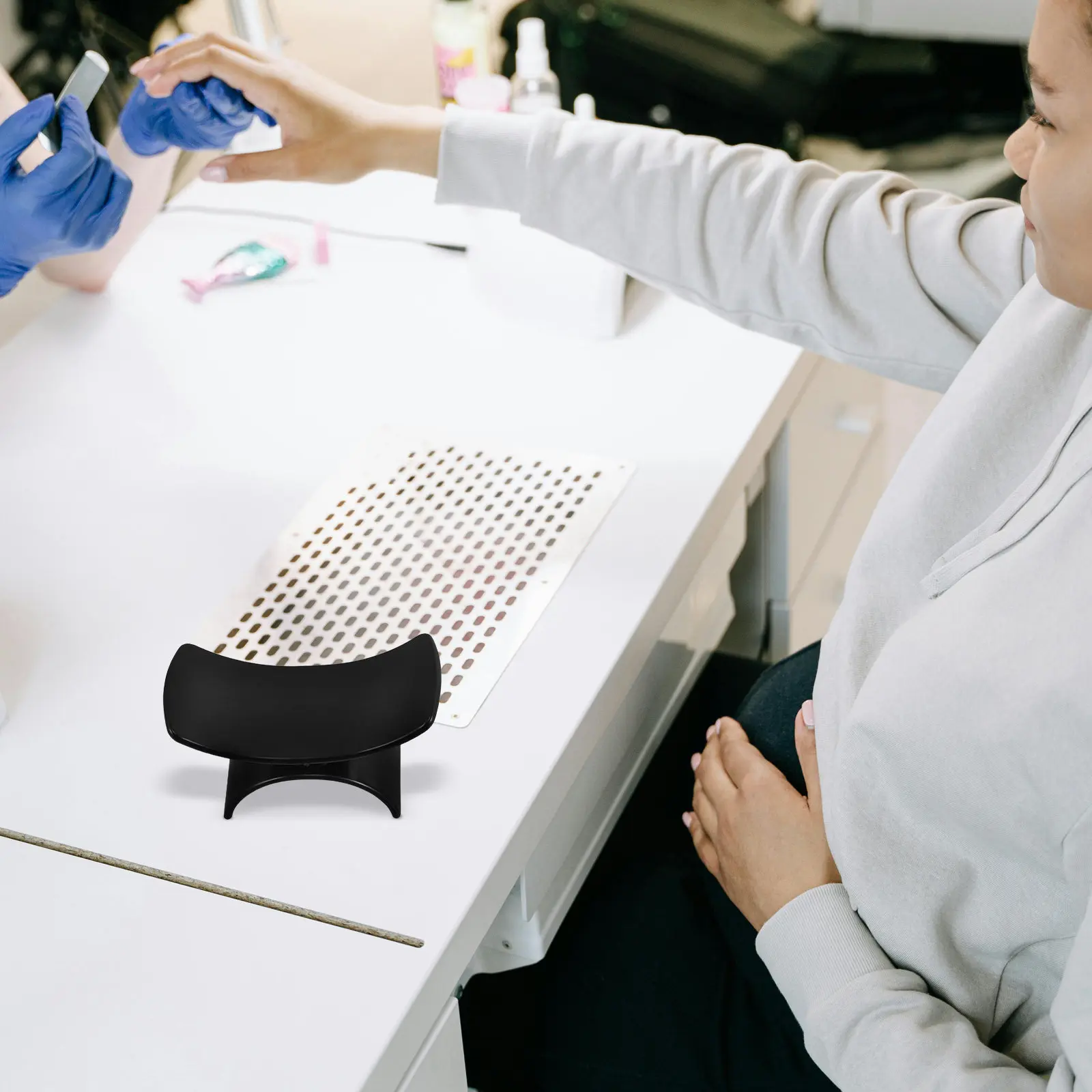 2Pcs U-Shaped Hand Rest Pillow Nail Art Manicure Cushion Portable Ergonomic Salon Hand Pillow Detachable Cleanable Nail Tech
2Pcs U-Shaped Hand Rest Pillow Nail Art Manicure Cushion Portable Ergonomic Salon Hand Pillow Detachable Cleanable Nail Tech