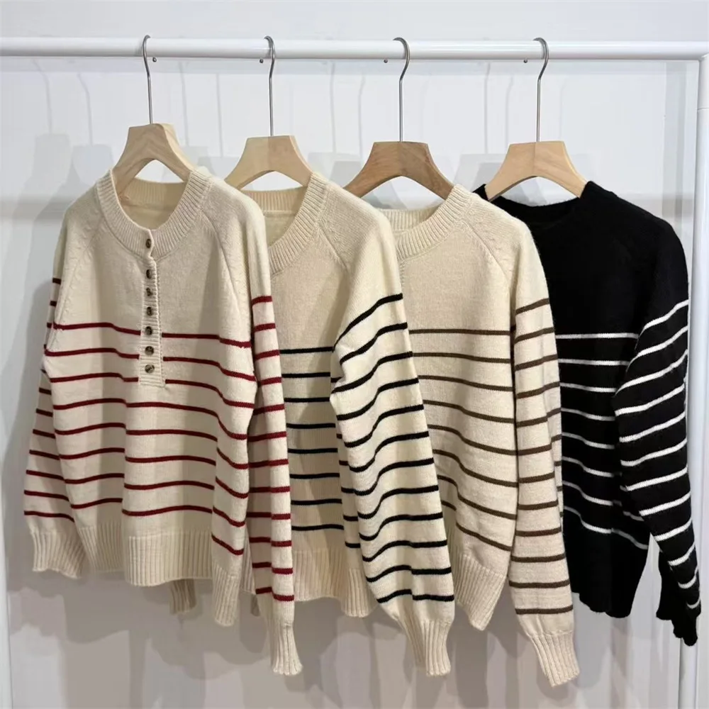 Women Knitted Pullover Sweaters Striped Jumpers Long Sleeves Round Collar Button Loose Fit Casual Office Lady 2025 Autumn Winter
Women Knitted Pullover Sweaters Striped Jumpers Long Sleeves Round Collar Button Loose Fit Casual Office Lady 2025 Autumn Winter