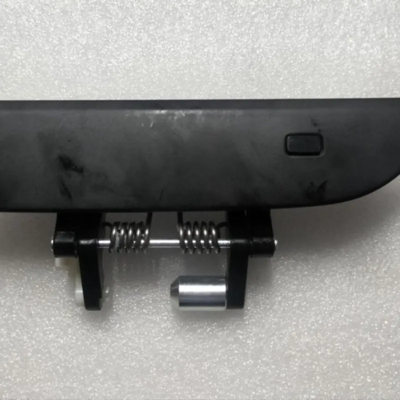 Оригинальная EM2E-6105100 EM2E-6105109 EM2E-6205100 EM2E-6205109 Передняя задняя внешняя ручка двери в сборе для BYD Dolphin
Оригинальная EM2E-6105100 EM2E-6105109 EM2E-6205100 EM2E-6205109 Передняя задняя внешняя ручка двери в сборе для BYD Dolphin