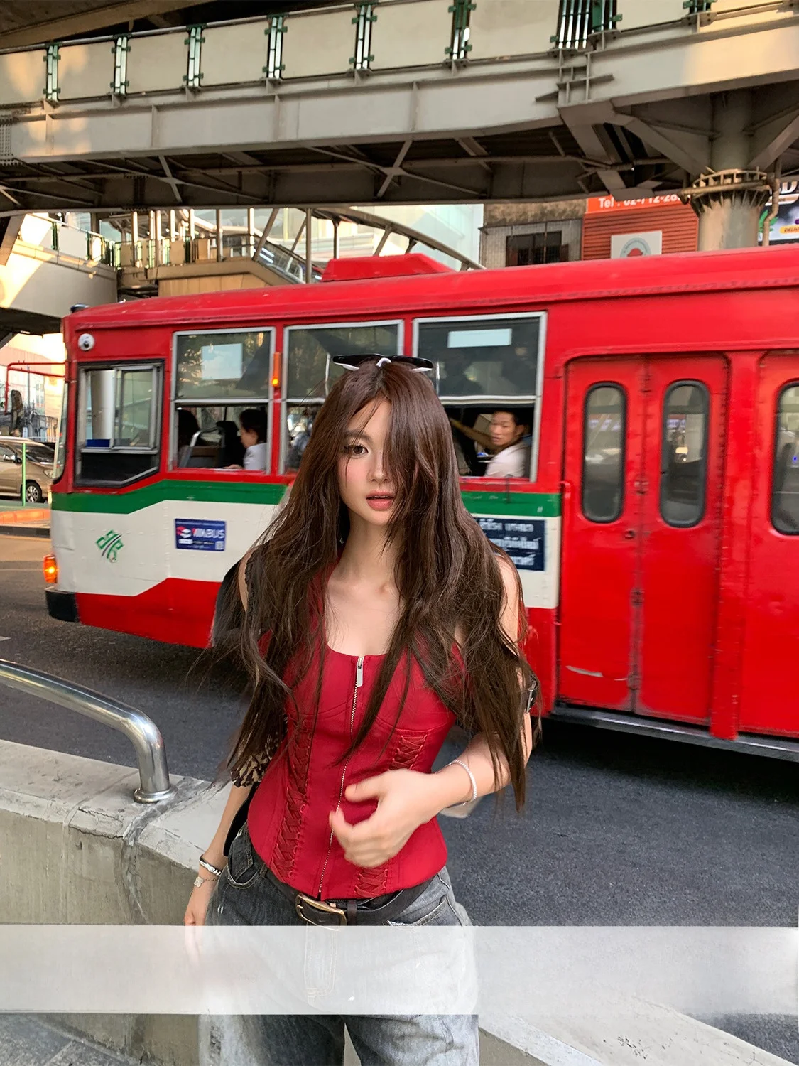 Комплект: юбка миди с регулируемым ремнем и дышащей тканью, однотонный дизайн для молодых женщин, для летнего повседневного образа и свиданий
Комплект: юбка миди с регулируемым ремнем и дышащей тканью, однотонный дизайн для молодых женщин, для летнего повседневного образа и свиданий