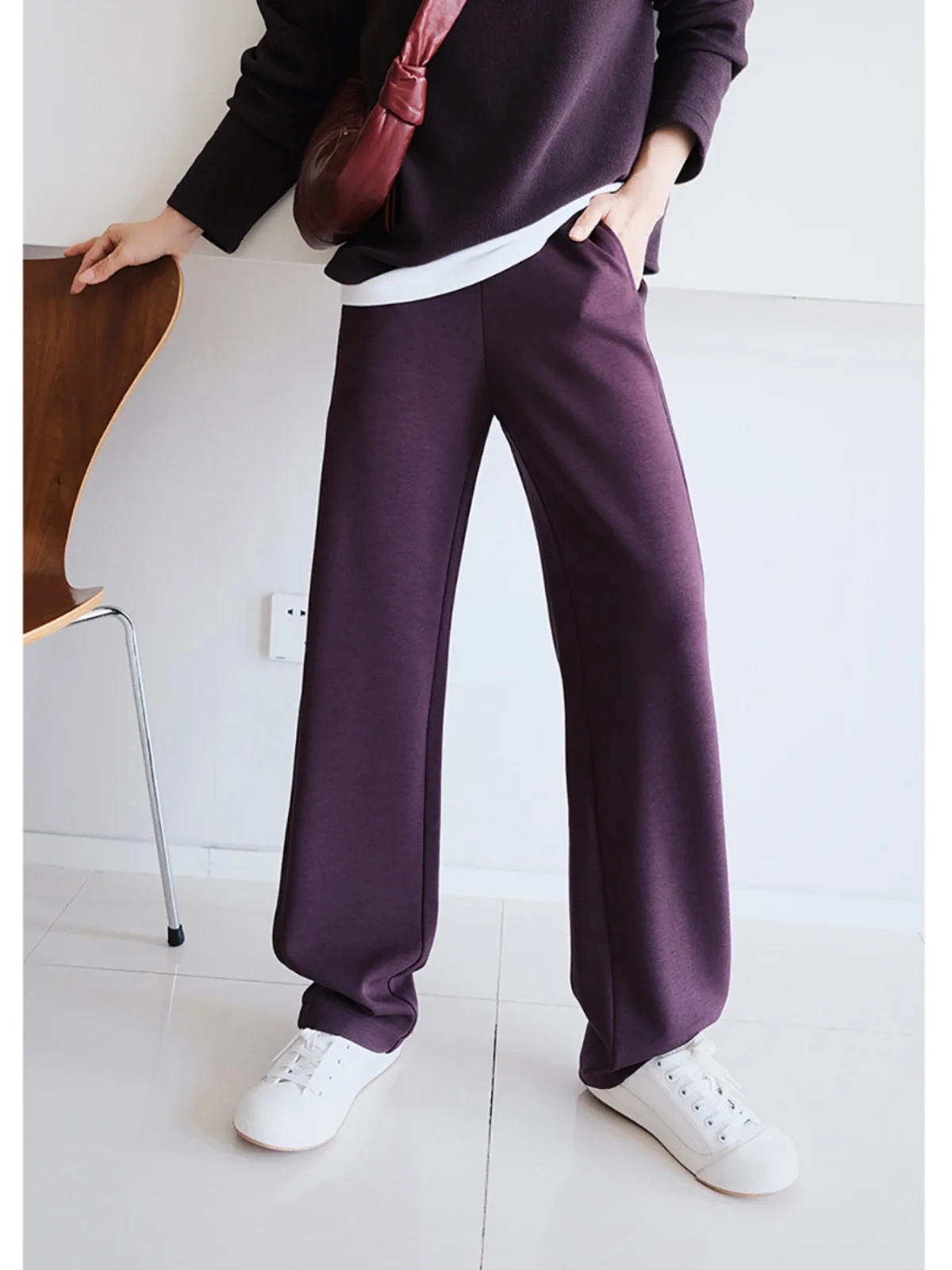 Повседневные модальные шерстяные свободные брюки с эластичной резинкой на талии, широкие брюки, повседневные брюки-бананы, удобные прямые брюки для поездок на работу
Повседневные модальные шерстяные свободные брюки с эластичной резинкой на талии, широкие брюки, повседневные брюки-бананы, удобные прямые брюки для поездок на работу