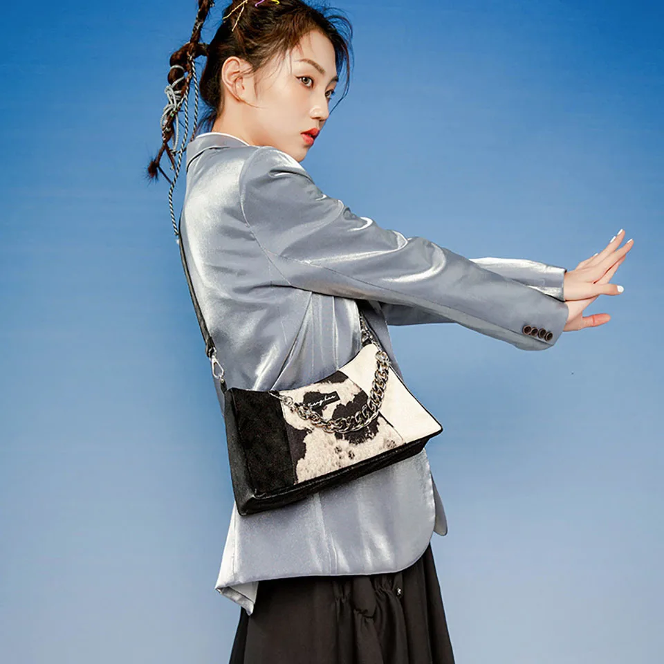 Fashion Brand Thick Chain Armpit Bag Designer Print PU Leather Patchwork Shoulder Crossbody Bags For Women Handbag Female Flap
Fashion Brand Thick Chain Armpit Bag Designer Print PU Leather Patchwork Shoulder Crossbody Bags For Women Handbag Female Flap
