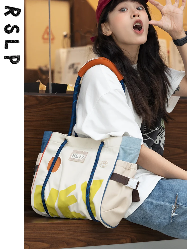 Retro Japanese Style Large Capacity Computer Tote Bag Casual Commuter Shoulder Bag for Class Versatile All-Match Soft Fabric
Retro Japanese Style Large Capacity Computer Tote Bag Casual Commuter Shoulder Bag for Class Versatile All-Match Soft Fabric
