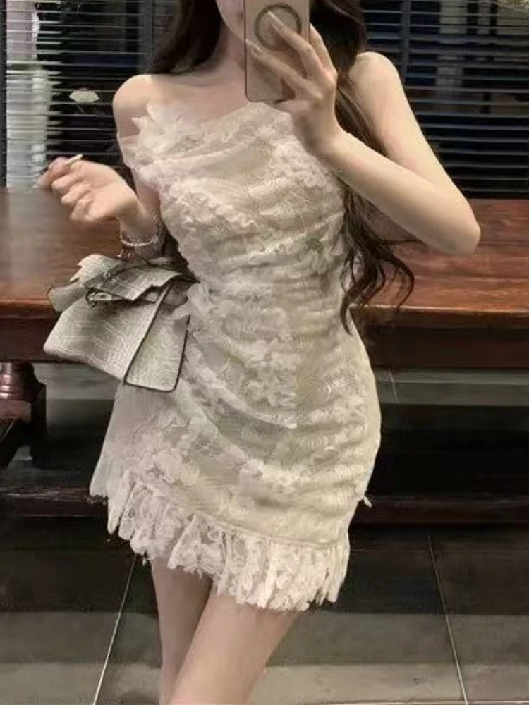 2025 French Elegant Lace Party Dress Women New Flower Design Fashion Sweet Dresses Princess Slim Aesthetic Casual Clothing 2025
2025 French Elegant Lace Party Dress Women New Flower Design Fashion Sweet Dresses Princess Slim Aesthetic Casual Clothing 2025