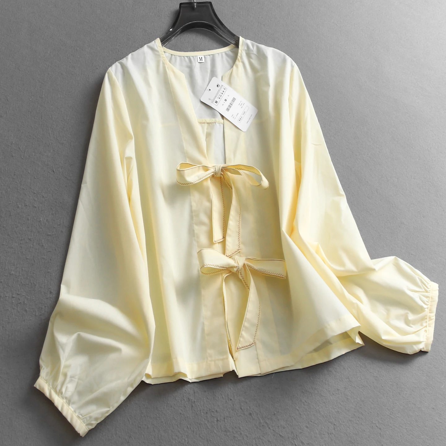 Сплошной цвет, кардиган на шнуровке с бантом, топы, женские весенне-летние свободные тонкие солнцезащитные пальто с длинными рукавами, женские повседневные блузки 
Сплошной цвет, кардиган на шнуровке с бантом, топы, женские весенне-летние свободные тонкие солнцезащитные пальто с длинными рукавами, женские повседневные блузки