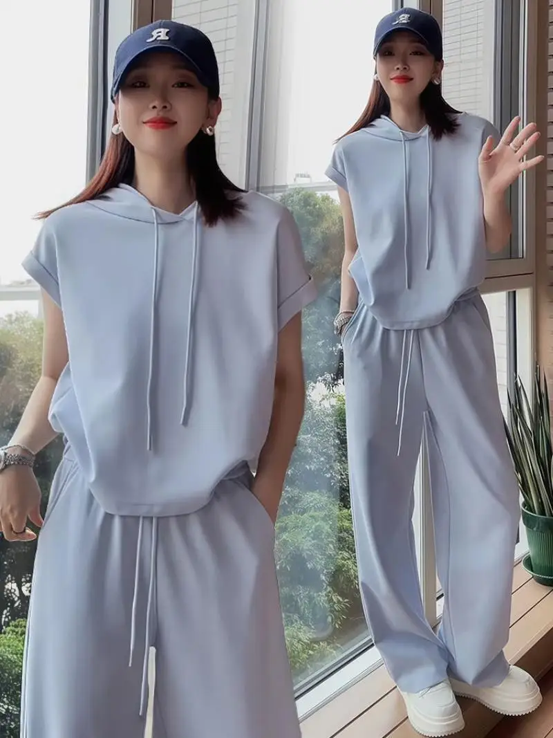 Casual Fashionable Women's Set Summer New Loose Hooded Short Sleeve Wide Leg Pants Two Piece Set Breathable High Waist Trousers
Casual Fashionable Women's Set Summer New Loose Hooded Short Sleeve Wide Leg Pants Two Piece Set Breathable High Waist Trousers