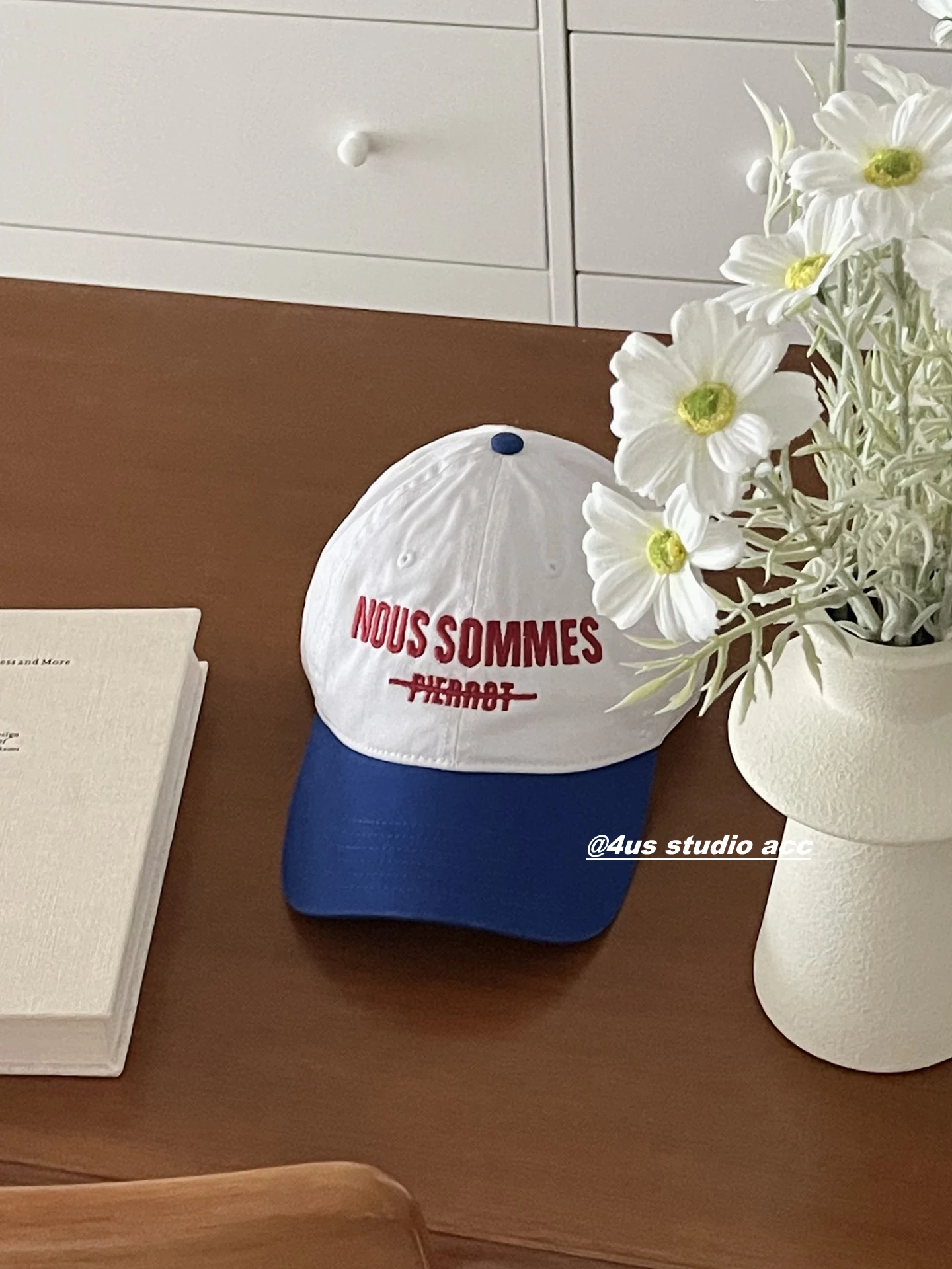 Soft top color matching embroidery baseball cap women's street versatile curved brim cap men show small face
Soft top color matching embroidery baseball cap women's street versatile curved brim cap men show small face