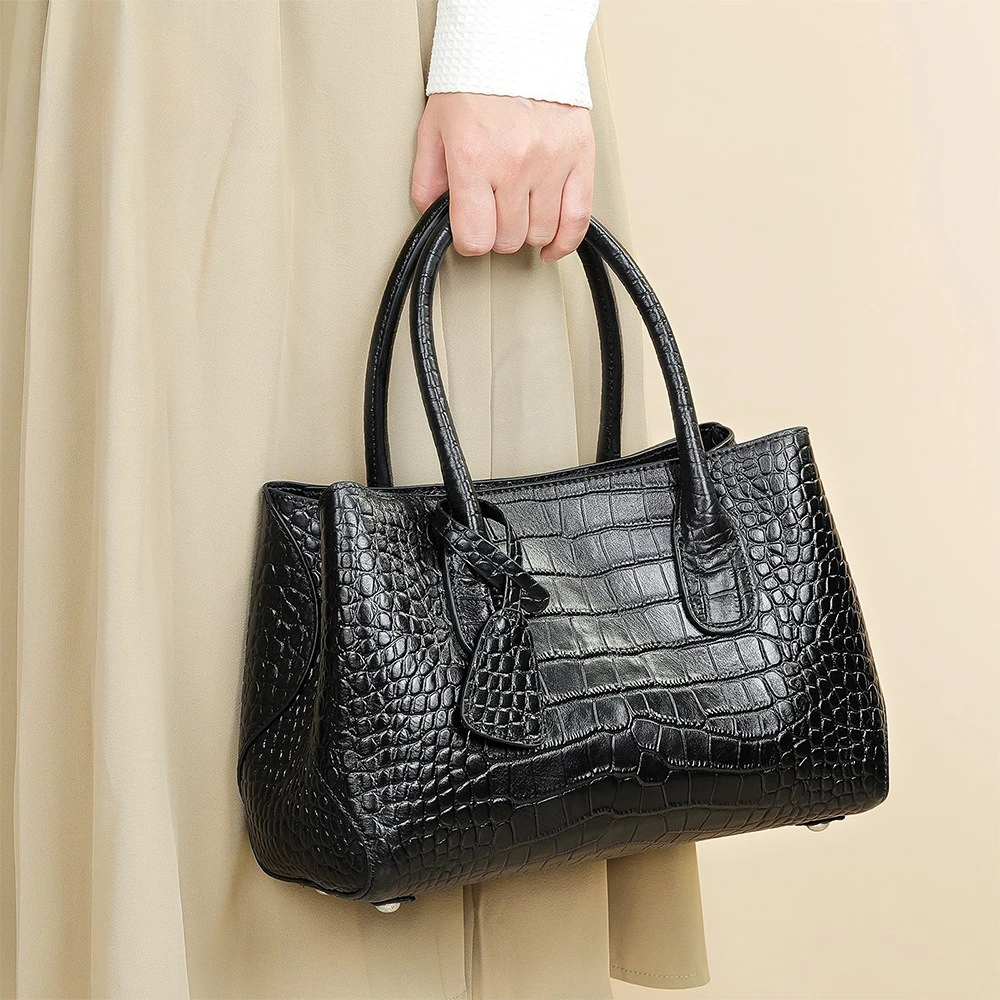 Genuine Leather Women's Handbag Crocodile Pattern Design Top-handle Tote Luxury Cowhide Shoulder Bag Fashion Large Crossbody Bag
Genuine Leather Women's Handbag Crocodile Pattern Design Top-handle Tote Luxury Cowhide Shoulder Bag Fashion Large Crossbody Bag