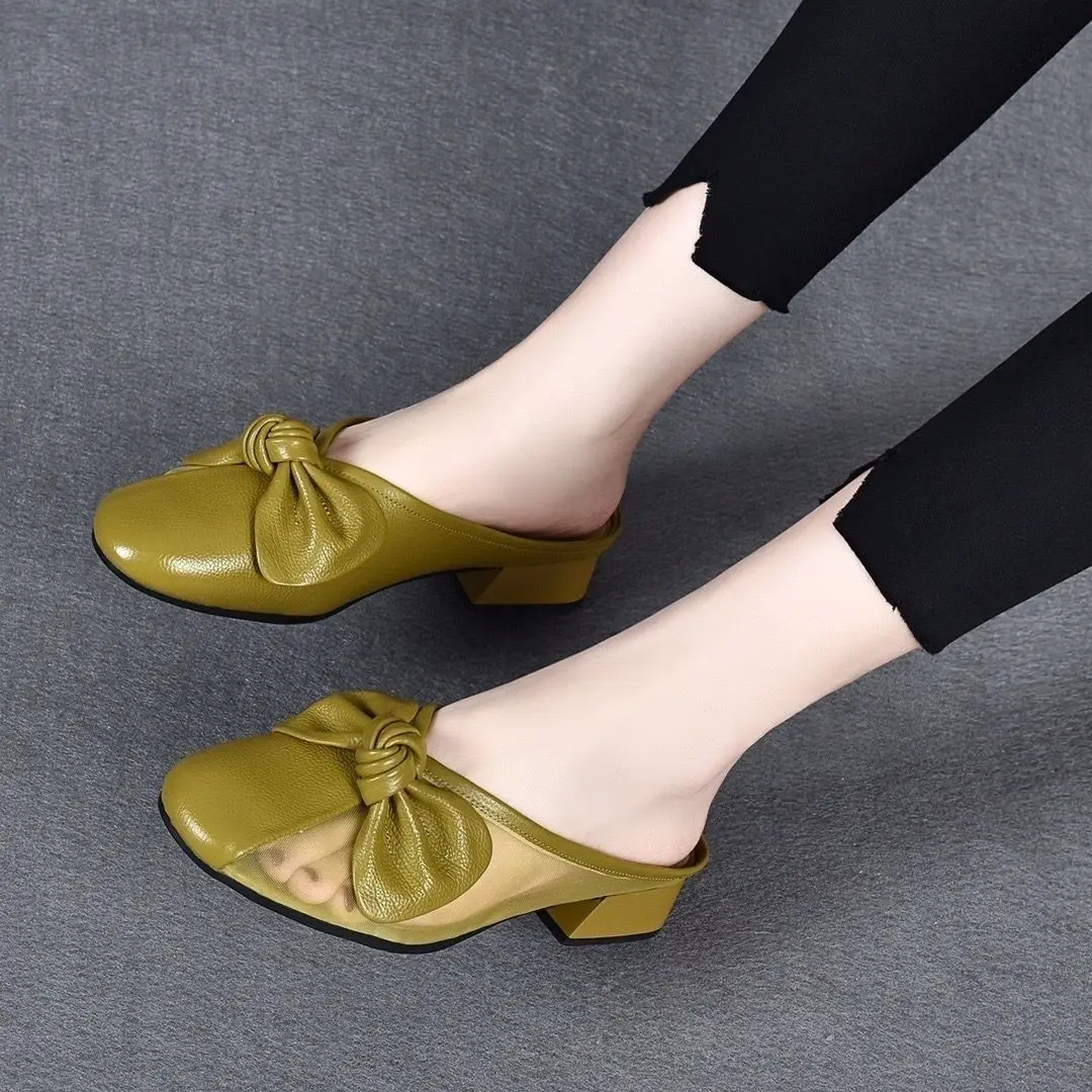 Women's Genuine Leather Open-Toe Mules Medium Heel Slip-On Sandals for Summer 2026 Trendy Chunky Heel Outdoor Casual Shoes
Women's Genuine Leather Open-Toe Mules Medium Heel Slip-On Sandals for Summer 2026 Trendy Chunky Heel Outdoor Casual Shoes