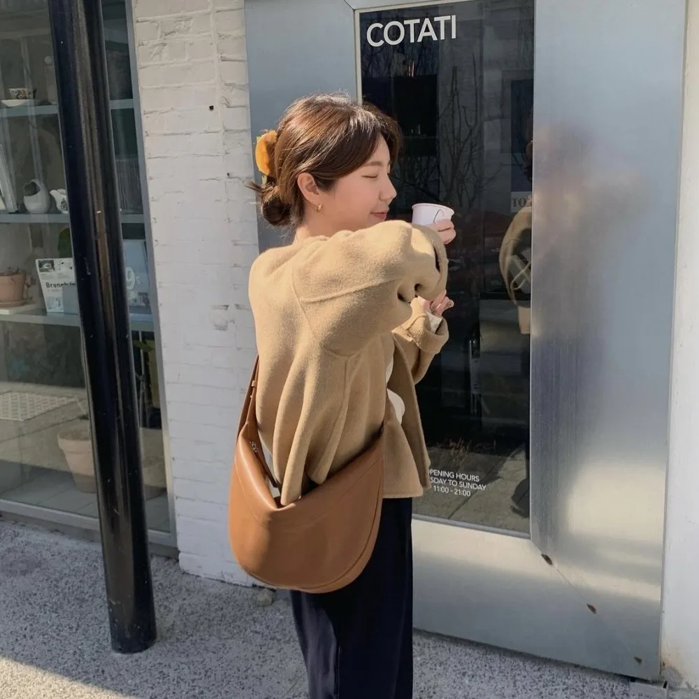 Solid Color Chest Bag, Large-Capacity Travel Crossbody Bag,Martin Crossbody bag ins breast bag large capacity soft dumpling bag
Solid Color Chest Bag, Large-Capacity Travel Crossbody Bag,Martin Crossbody bag ins breast bag large capacity soft dumpling bag
