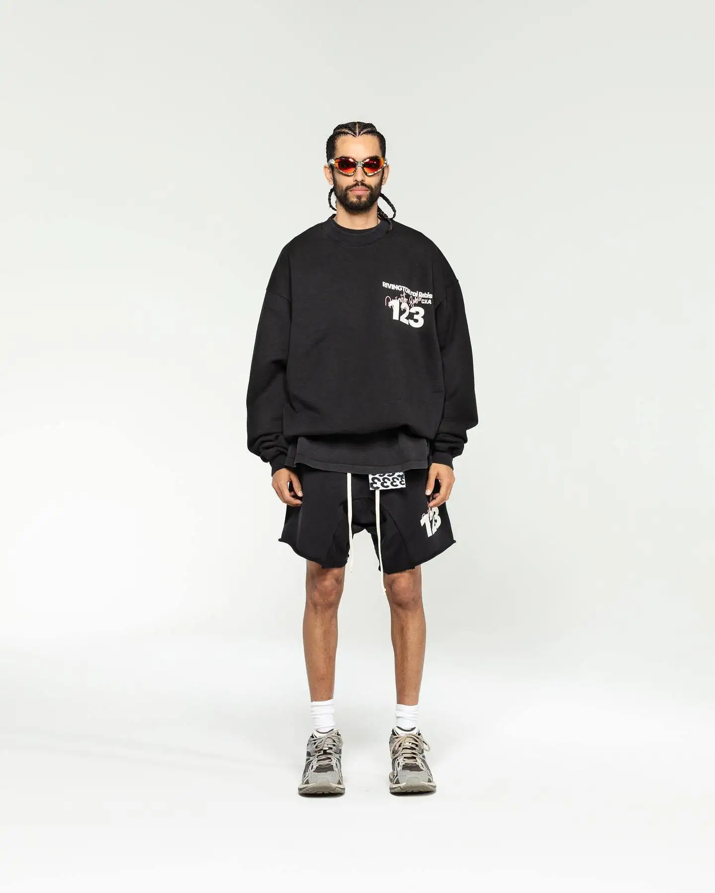 Top quality RRR123 LOGO alphanumeric print shorts high street loose casual drawstring five pants men and women tide
Top quality RRR123 LOGO alphanumeric print shorts high street loose casual drawstring five pants men and women tide