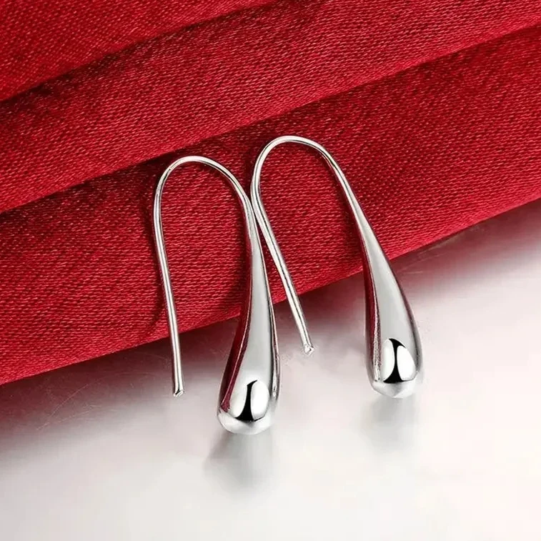 925 sterling silver Charm Water Droplets Clip Earrings for Women Luxury Fashion Party Accessories Jewelry Lady Christmas Gifts
925 sterling silver Charm Water Droplets Clip Earrings for Women Luxury Fashion Party Accessories Jewelry Lady Christmas Gifts
