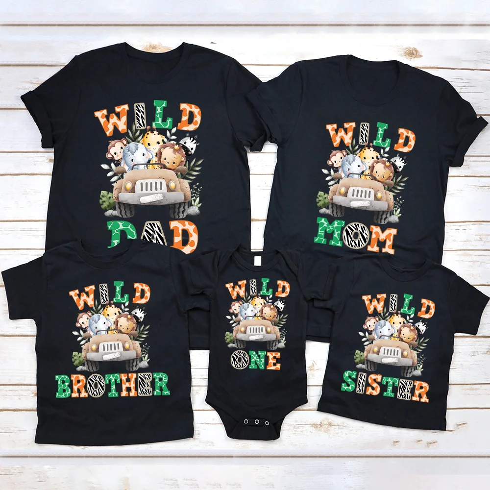 Wild One Birthday Family Matching Clothes Daddy Mommy Brother Sister Short Sleeve Top Baby Bodysuit Birthday Jungle Safari Shirt
Wild One Birthday Family Matching Clothes Daddy Mommy Brother Sister Short Sleeve Top Baby Bodysuit Birthday Jungle Safari Shirt