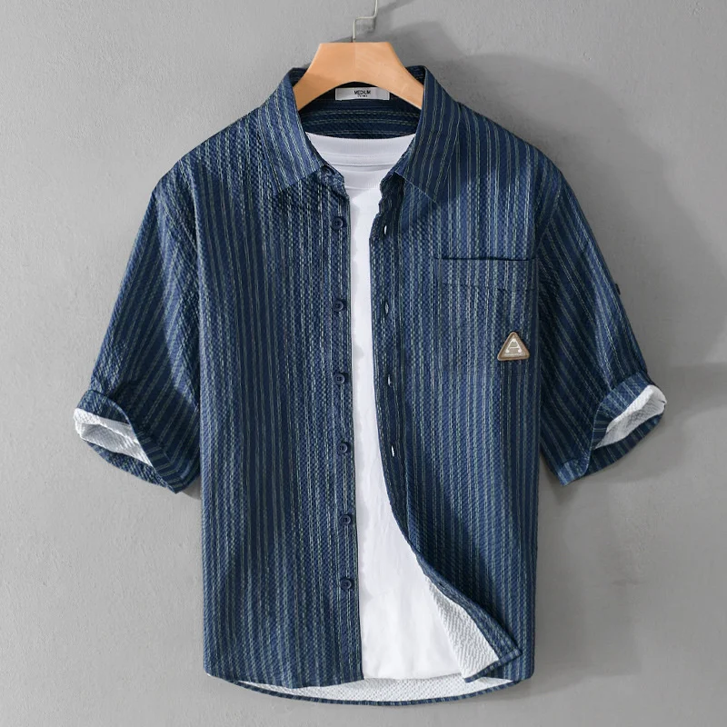2025 Men's Summer New Street Style Bubble Texture Comfortable Loose Fashion Casual Small Fresh Striped Short Sleeve Shirt
2025 Men's Summer New Street Style Bubble Texture Comfortable Loose Fashion Casual Small Fresh Striped Short Sleeve Shirt