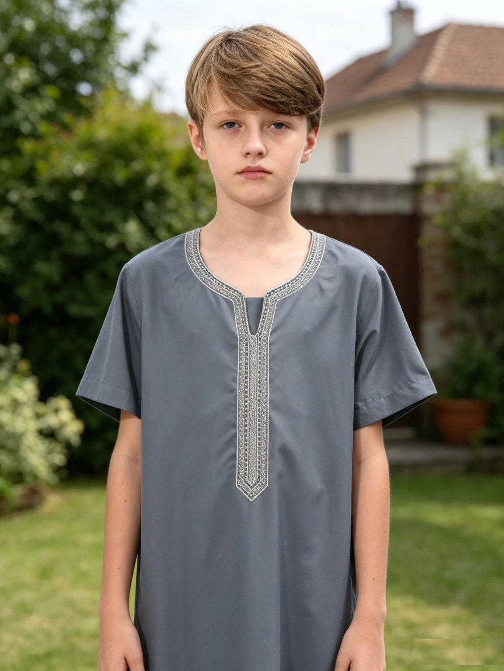 Dubai Style New Short Sleeve Embroidery Kids Boys Saudi Arabic Robe Jubba Thobe Kaftan Abaya Daffah Dishdasha Muslim Traditional
Dubai Style New Short Sleeve Embroidery Kids Boys Saudi Arabic Robe Jubba Thobe Kaftan Abaya Daffah Dishdasha Muslim Traditional