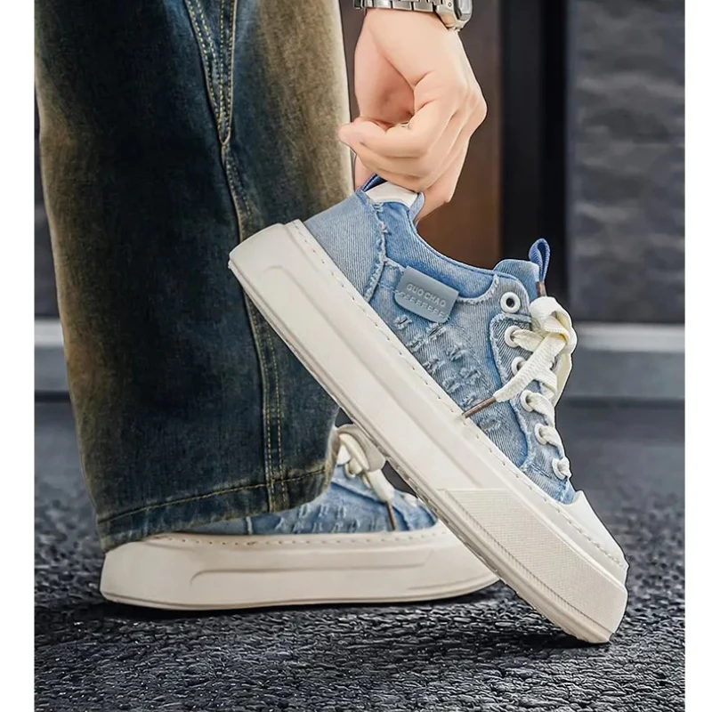 Men's breathable and versatile low top fashionable canvas shoes for summer
Men's breathable and versatile low top fashionable canvas shoes for summer