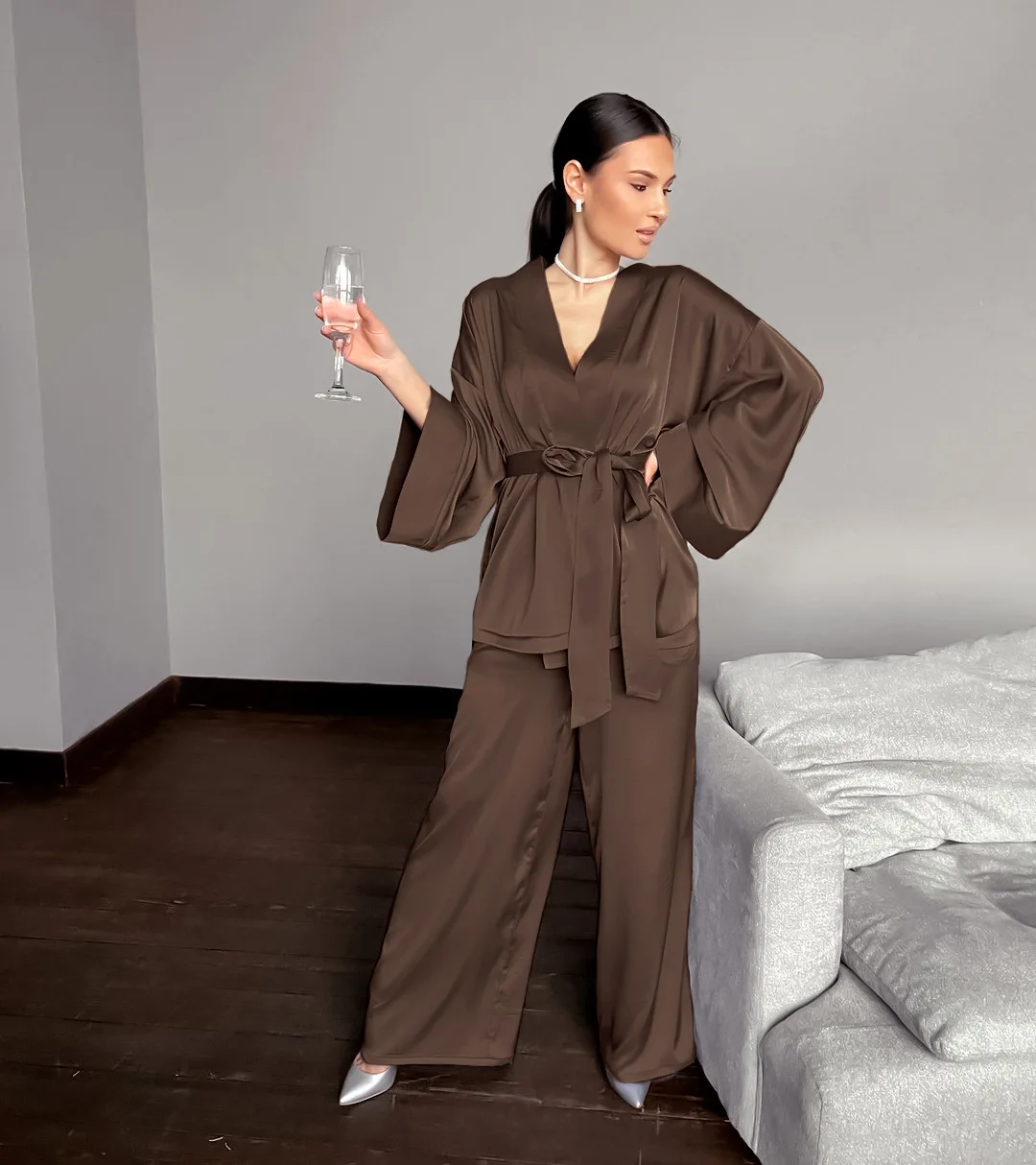 Plus Size Pajamas Luxury Satin Silk Pjs Oversize Sleepwear Loose Flare Homewear Satin Robe Pajamas
Plus Size Pajamas Luxury Satin Silk Pjs Oversize Sleepwear Loose Flare Homewear Satin Robe Pajamas