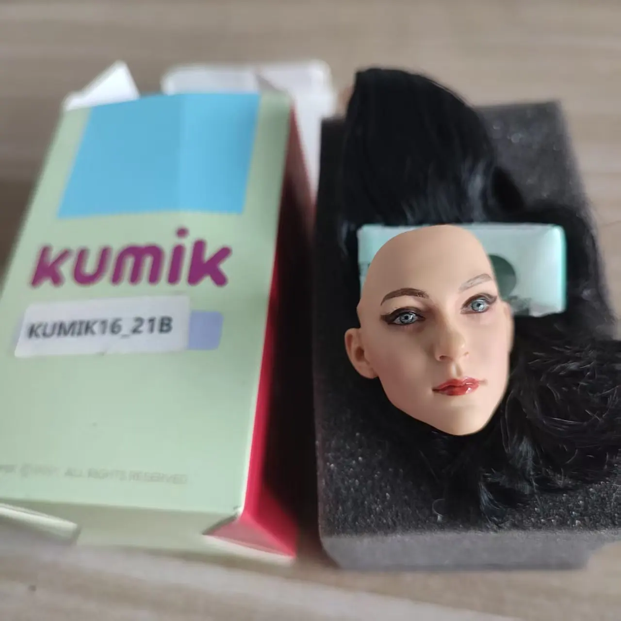 In Stock KUMIK 1/6 Scale Female Headsculpt KM 16-21B Black Hair Head Carving Model Fit 12Inch Body Action Figure Collectible
In Stock KUMIK 1/6 Scale Female Headsculpt KM 16-21B Black Hair Head Carving Model Fit 12Inch Body Action Figure Collectible
