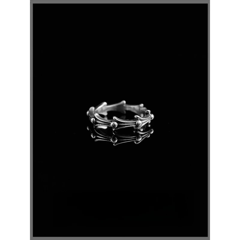 Vintage Cross Flower Titanium Steel Ring Couple Boys High Sense Women Niche Design Gothic Jewelry Ring
Vintage Cross Flower Titanium Steel Ring Couple Boys High Sense Women Niche Design Gothic Jewelry Ring