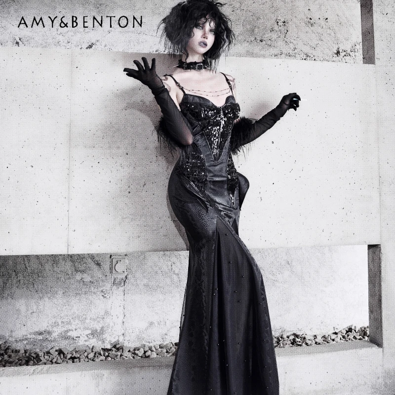 Original Design Black Slimming Women's Sling Dress Gothic Punk Summer New Sweet Cool Sexy V-neck Gown Mermaid Dresses Ladies
Original Design Black Slimming Women's Sling Dress Gothic Punk Summer New Sweet Cool Sexy V-neck Gown Mermaid Dresses Ladies