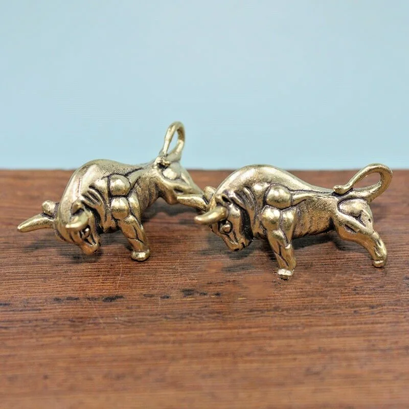 2pcs Brass Bull Figurine Statue House Office Decoration Animal Figurines Toys
2pcs Brass Bull Figurine Statue House Office Decoration Animal Figurines Toys