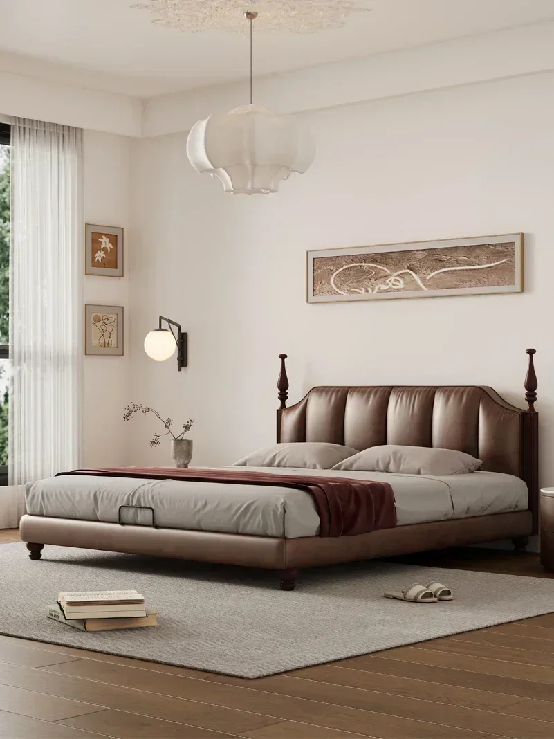 Leather bed retro wind solid wood modern medieval double soft bag master bedroom 1.8 m
Leather bed retro wind solid wood modern medieval double soft bag master bedroom 1.8 m