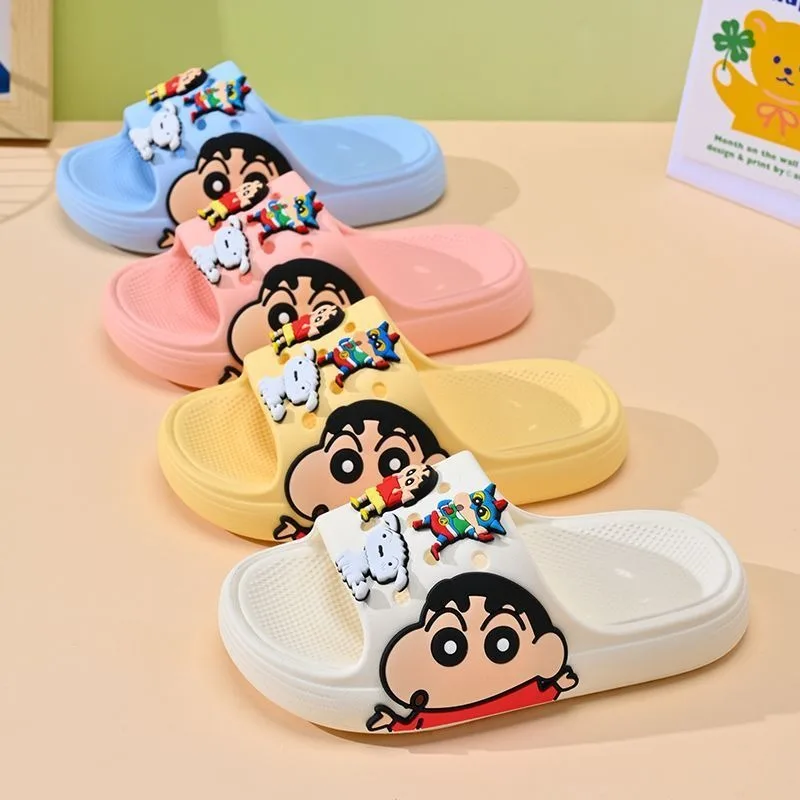 New Summer Boys Slippers Cute Crayon Shin-chan Anime Cartoon Home Indoor Bath Non-Slip Slippers Girls Outerwear Sandals Gift
New Summer Boys Slippers Cute Crayon Shin-chan Anime Cartoon Home Indoor Bath Non-Slip Slippers Girls Outerwear Sandals Gift