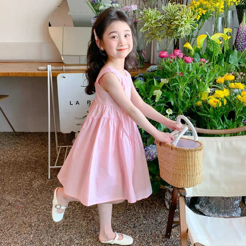 Girls' summer dress, new children's sleeveless cotton dress, baby cotton princess dress
Girls' summer dress, new children's sleeveless cotton dress, baby cotton princess dress