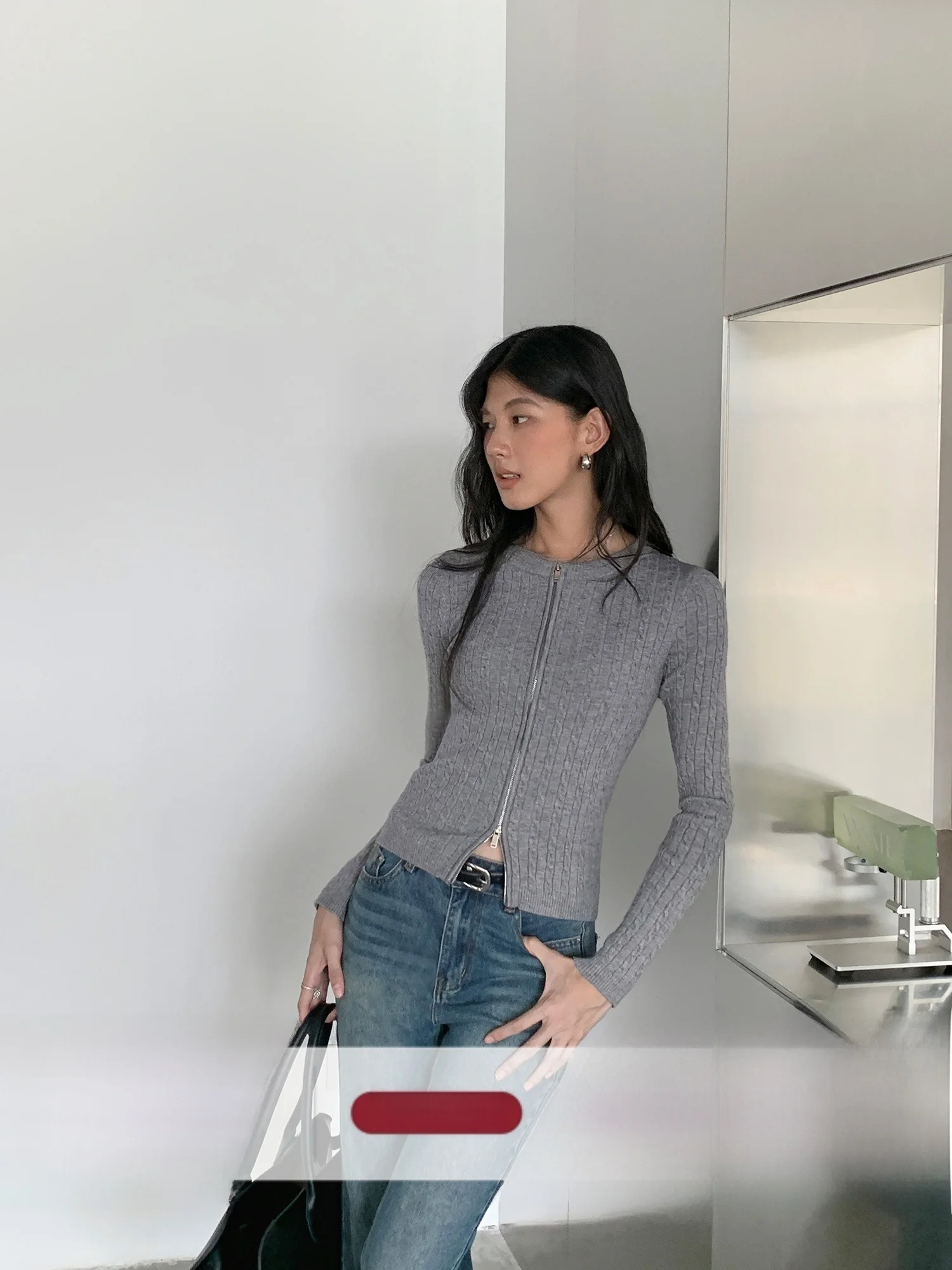 Mulvan ey круглый Ne Long Sve витой вязаный открытый кардиган женский осенне-зимний свитер с двойной молнией Slim Fit для поездок на работу...
Mulvan ey круглый Ne Long Sve витой вязаный открытый кардиган женский осенне-зимний свитер с двойной молнией Slim Fit для поездок на работу...