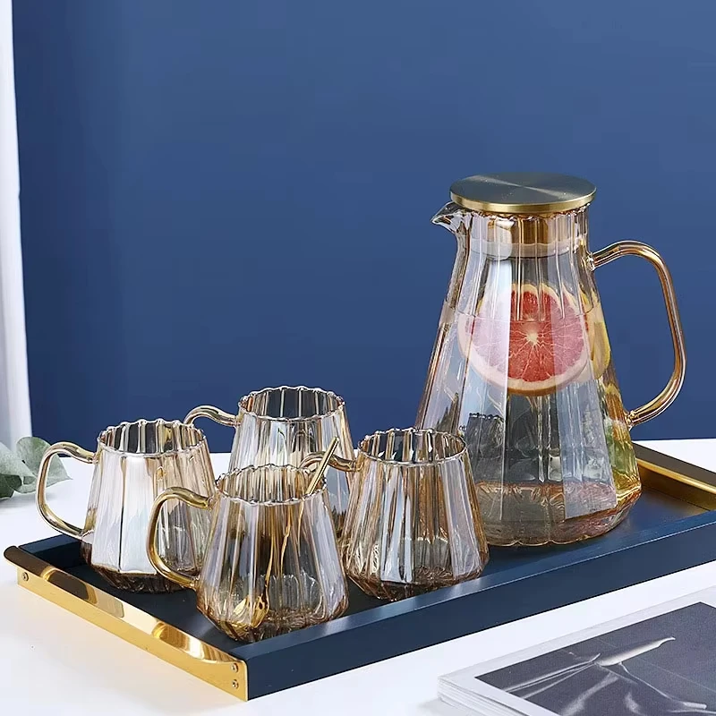 1.8L Large-apacity Amber Glass Decanter Kettle Cups Home Heat-Resistant Teapot Cold Water Lemonade Filter Jug Juice Milk Cup
1.8L Large-apacity Amber Glass Decanter Kettle Cups Home Heat-Resistant Teapot Cold Water Lemonade Filter Jug Juice Milk Cup