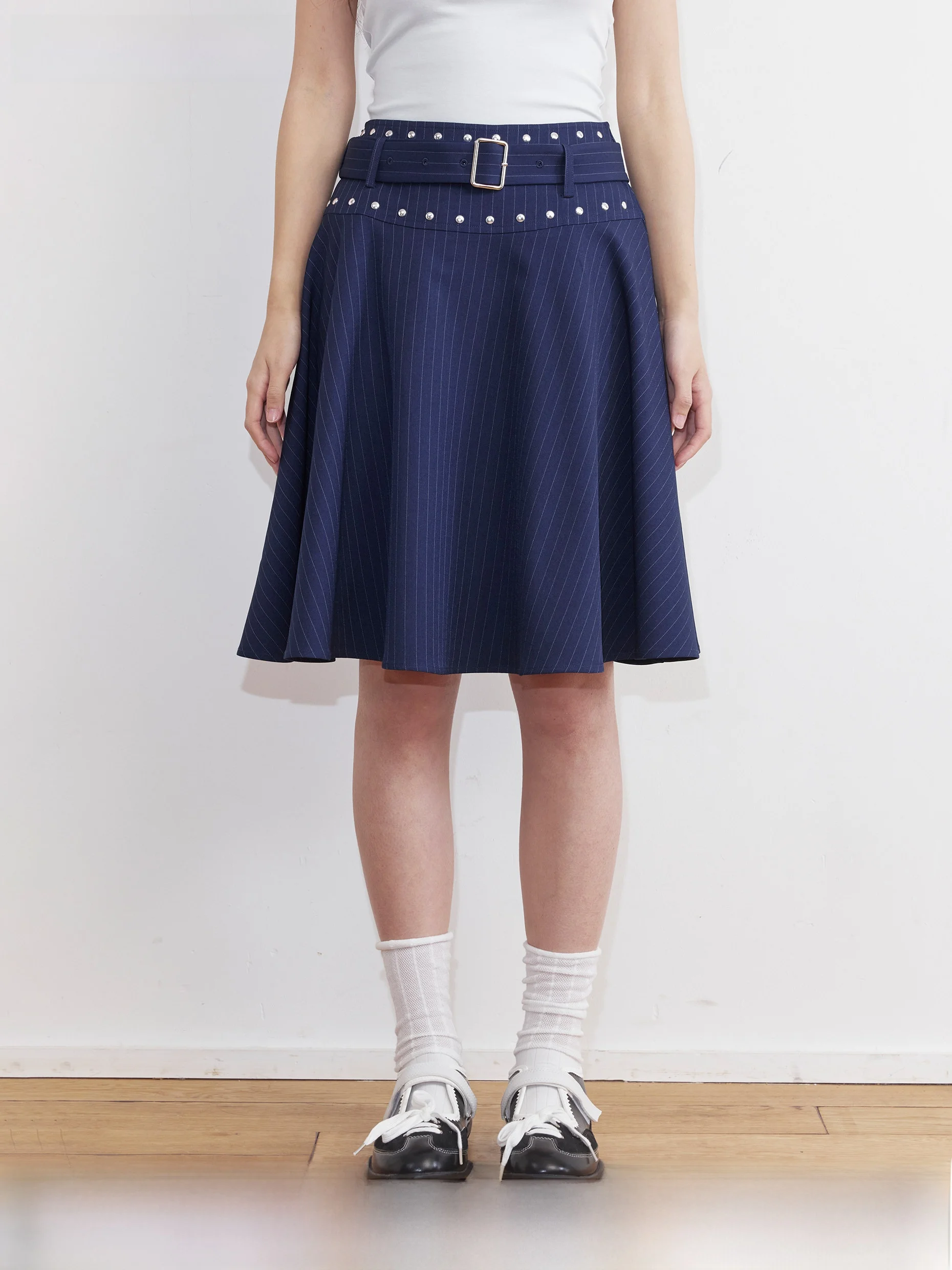 Umoumo Korean Style Summer Half Skirt with Rivet Waist Belt And Stripes Slimming Wide Waist A-Line Midi Skirt
Umoumo Korean Style Summer Half Skirt with Rivet Waist Belt And Stripes Slimming Wide Waist A-Line Midi Skirt
