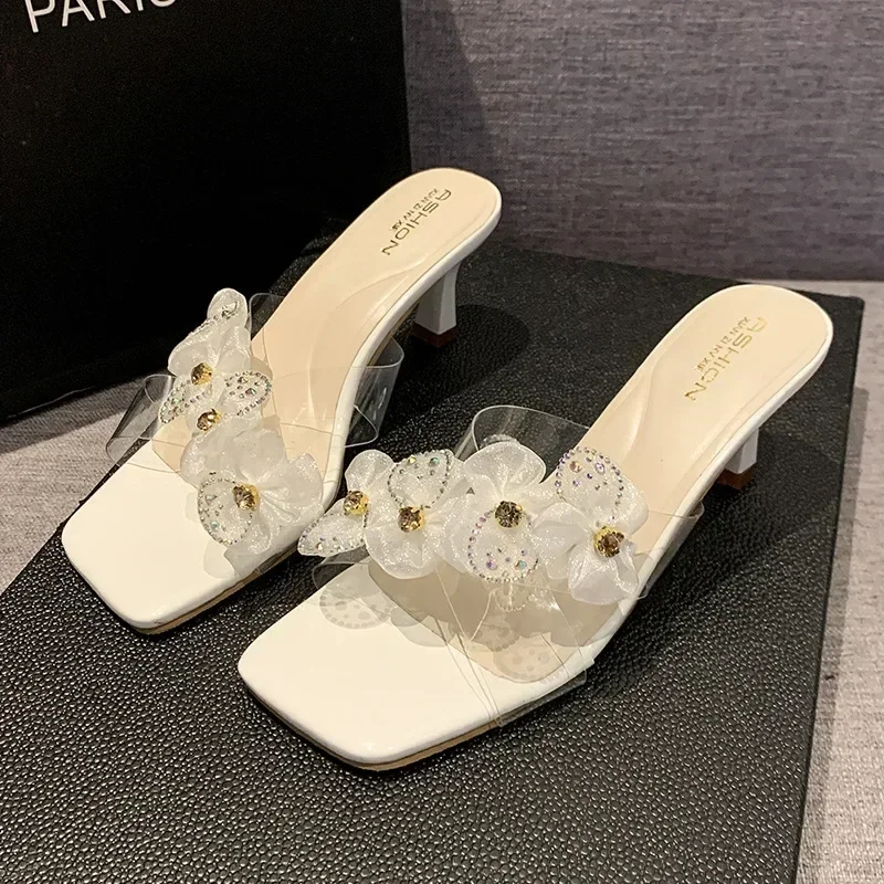 Summer 2025 Women's Outdoor Wear Thick Heel High Heel Slides Transparent Floral Diamond Embellished Sandals Rubber Sole Leisure
Summer 2025 Women's Outdoor Wear Thick Heel High Heel Slides Transparent Floral Diamond Embellished Sandals Rubber Sole Leisure