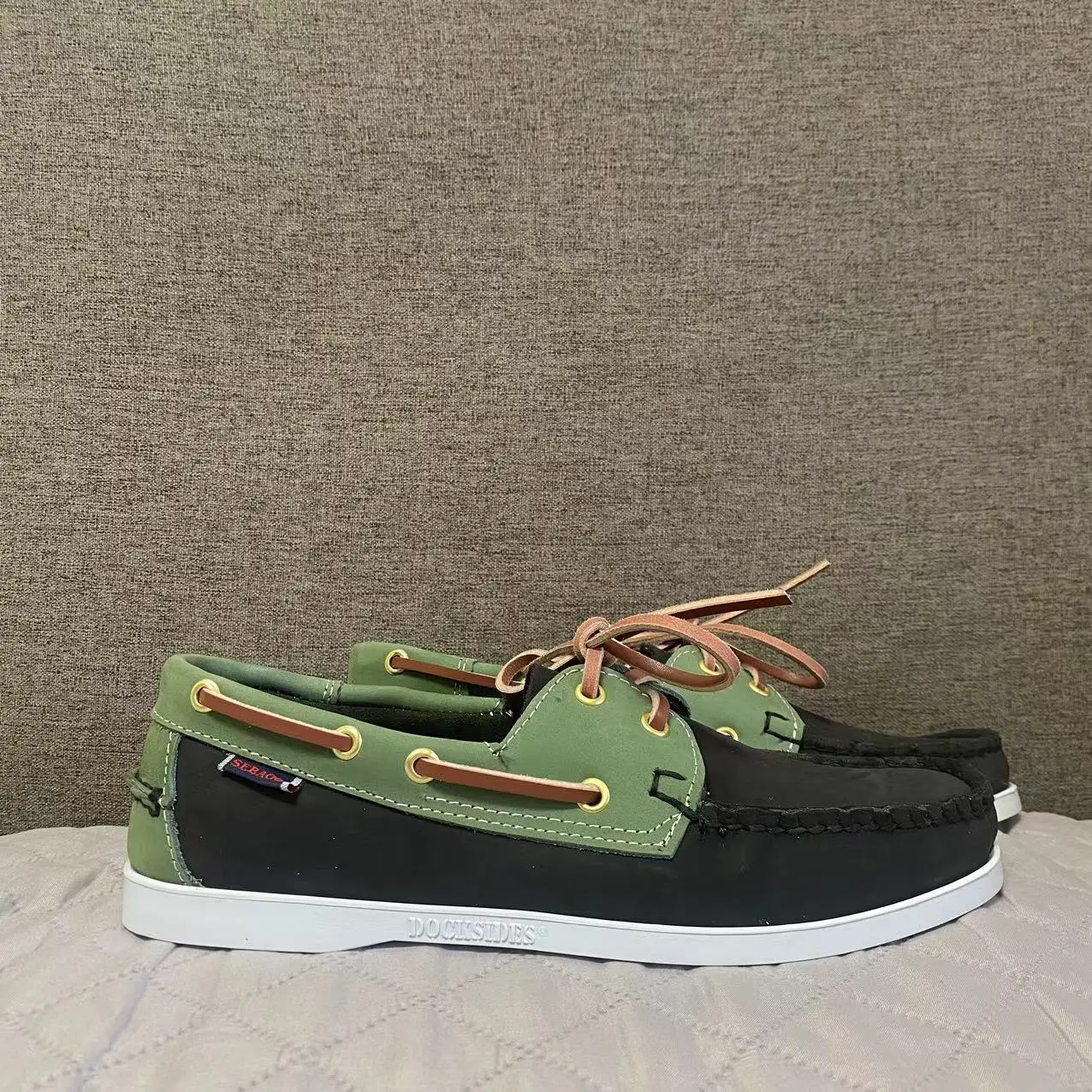 Классические мужские туфли-лодочки Docksides из натуральной кожи для Homme Femme X711
Классические мужские туфли-лодочки Docksides из натуральной кожи для Homme Femme X711
