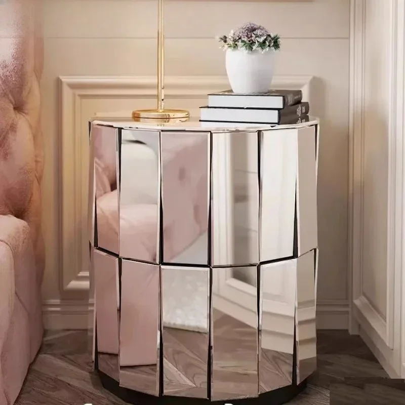 B Simple modern mirror round light luxury sofa side few bedrooms bedside table glass lamp few
B Simple modern mirror round light luxury sofa side few bedrooms bedside table glass lamp few