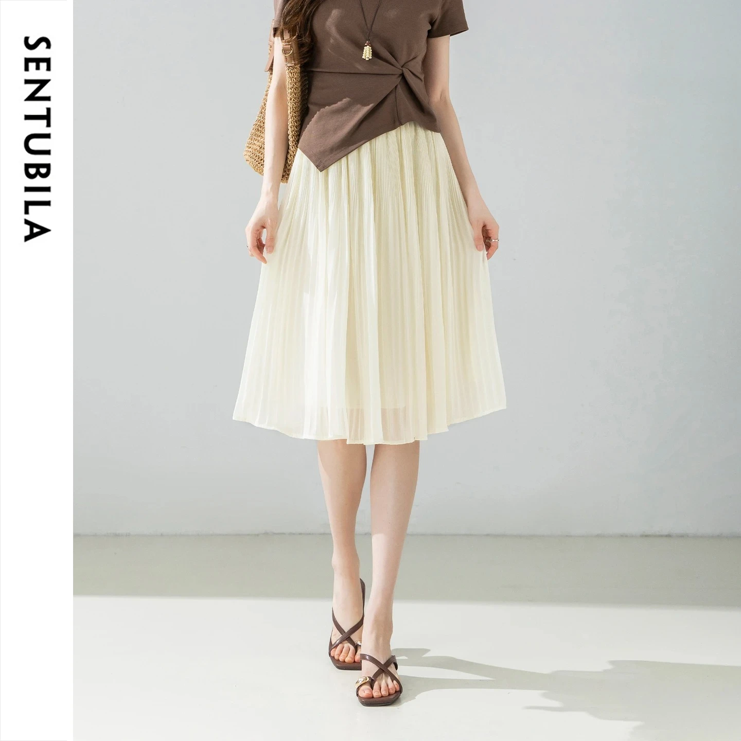 SENTUBILA Casual Pleated Skirt for Women Summer 2026 Elastic Waist Versatile Daily Commute A-Line Skirt Ladies Bottom W62QG7412
SENTUBILA Casual Pleated Skirt for Women Summer 2026 Elastic Waist Versatile Daily Commute A-Line Skirt Ladies Bottom W62QG7412