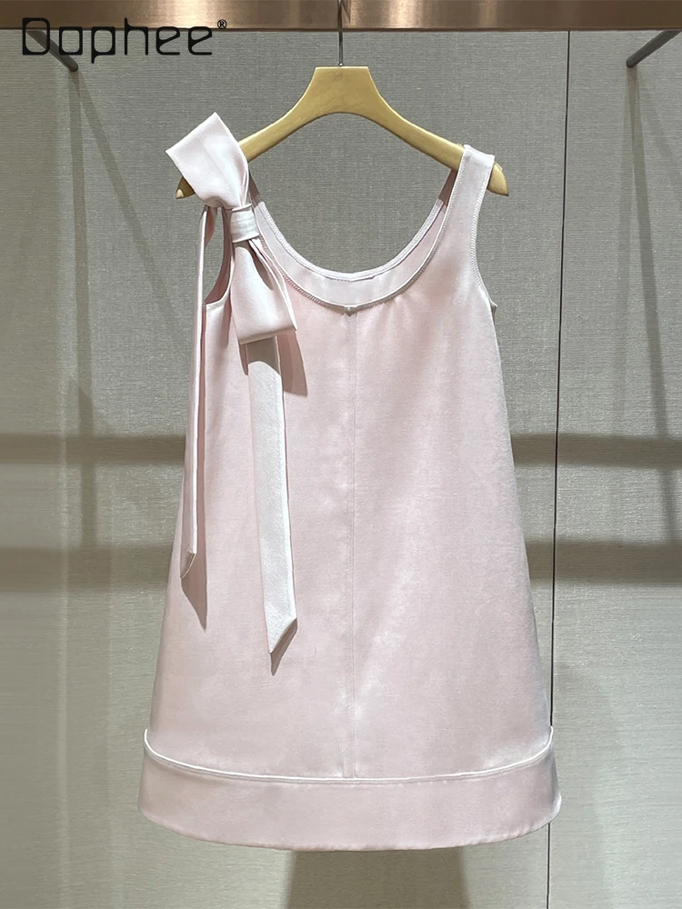 Elegant Temperament Princess A-line Dress 2025 Summer New Sweet Bow Pink Suspender Dress for Women Loose Vest Mini Dress
Elegant Temperament Princess A-line Dress 2025 Summer New Sweet Bow Pink Suspender Dress for Women Loose Vest Mini Dress