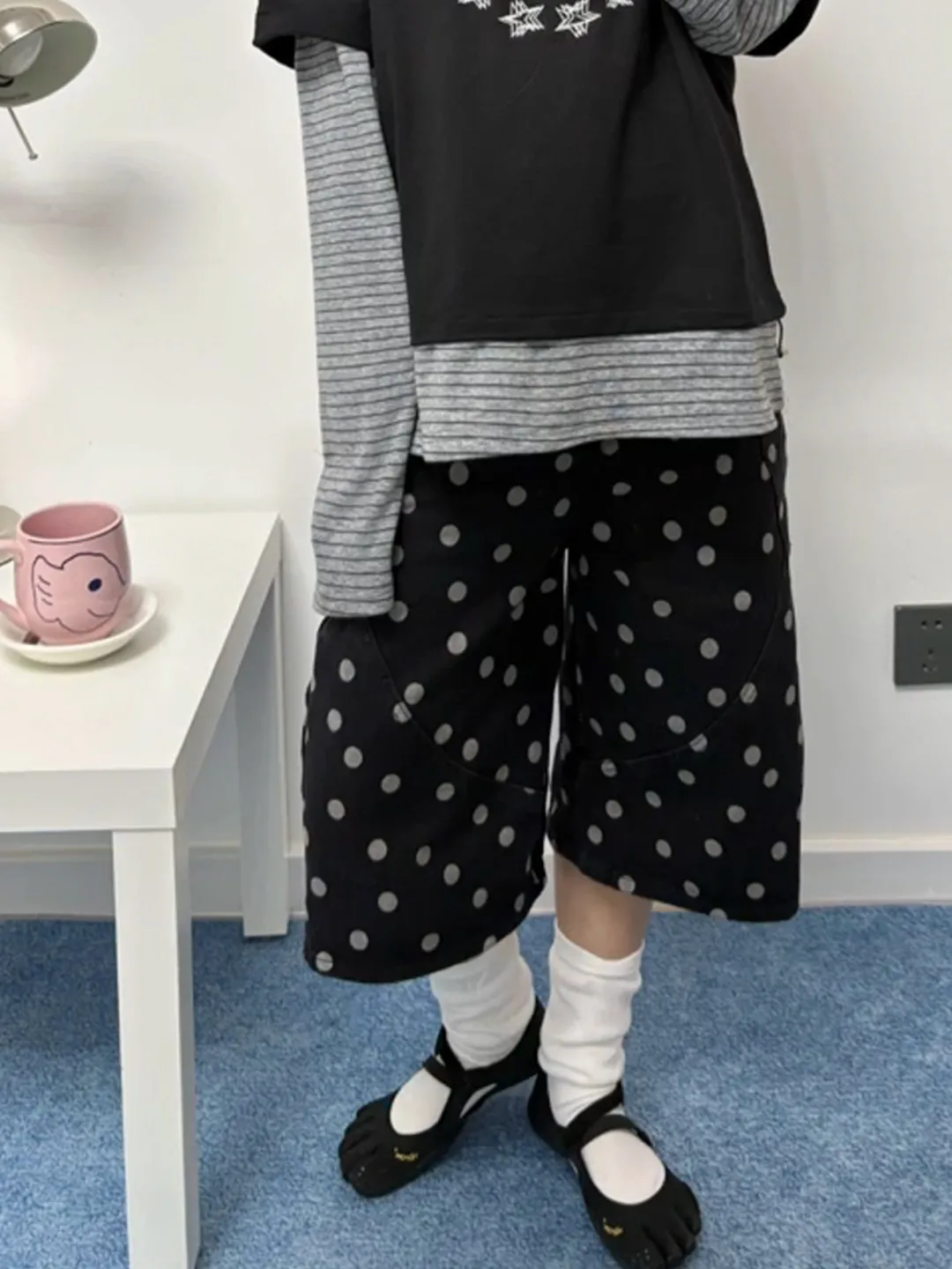 American Retro Polka Dot Wide Leg Jeans Women's Summer Loose Casual Straight Leg Pants Seven-Foot Pants Versatile mid Waist
American Retro Polka Dot Wide Leg Jeans Women's Summer Loose Casual Straight Leg Pants Seven-Foot Pants Versatile mid Waist