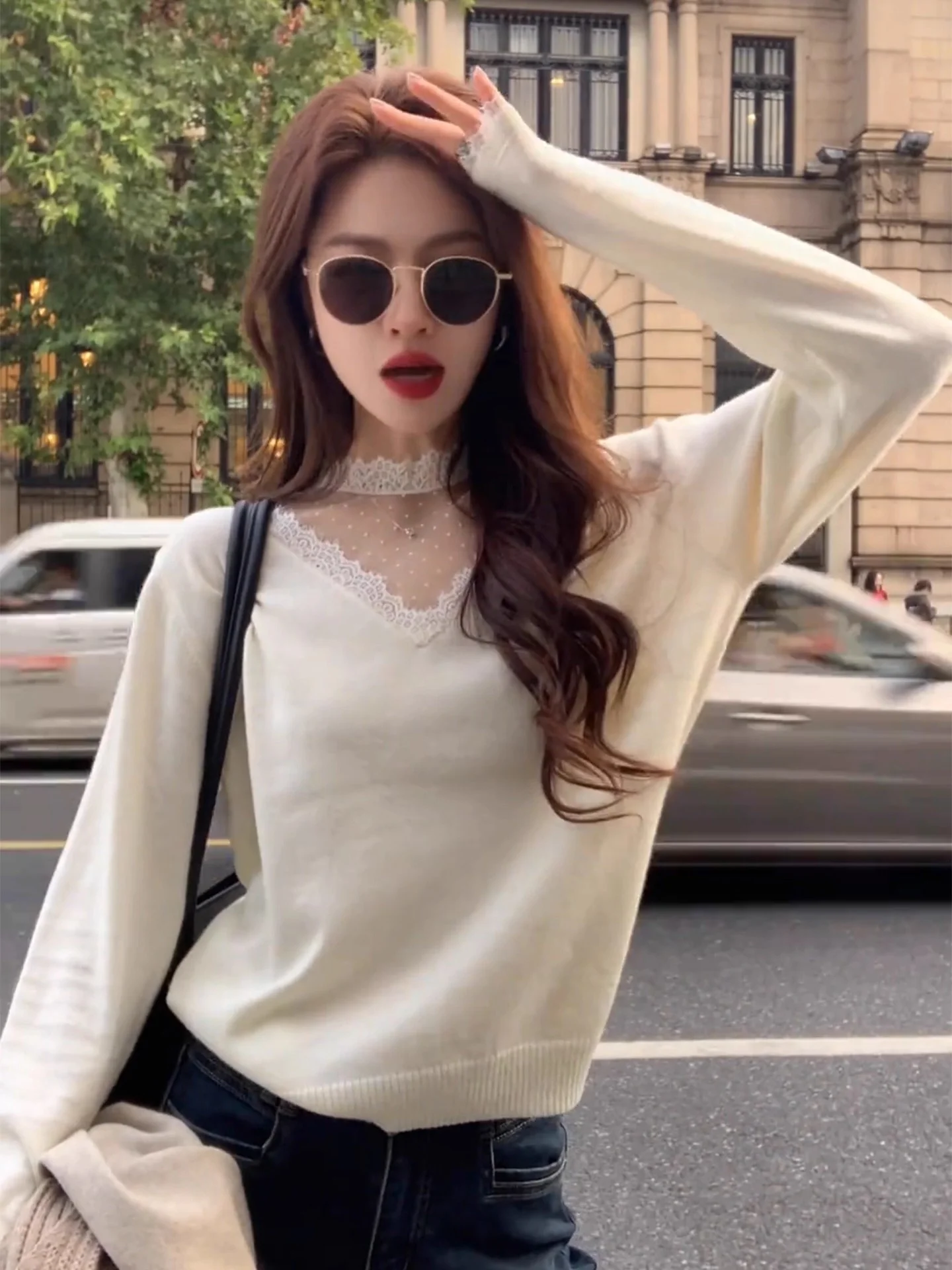 Lace Splice Knitted Base Shirt Women's Autumn Winter Luxury Sensation Half High Collar Long Sleeve Knitwear Elegant Top
Lace Splice Knitted Base Shirt Women's Autumn Winter Luxury Sensation Half High Collar Long Sleeve Knitwear Elegant Top
