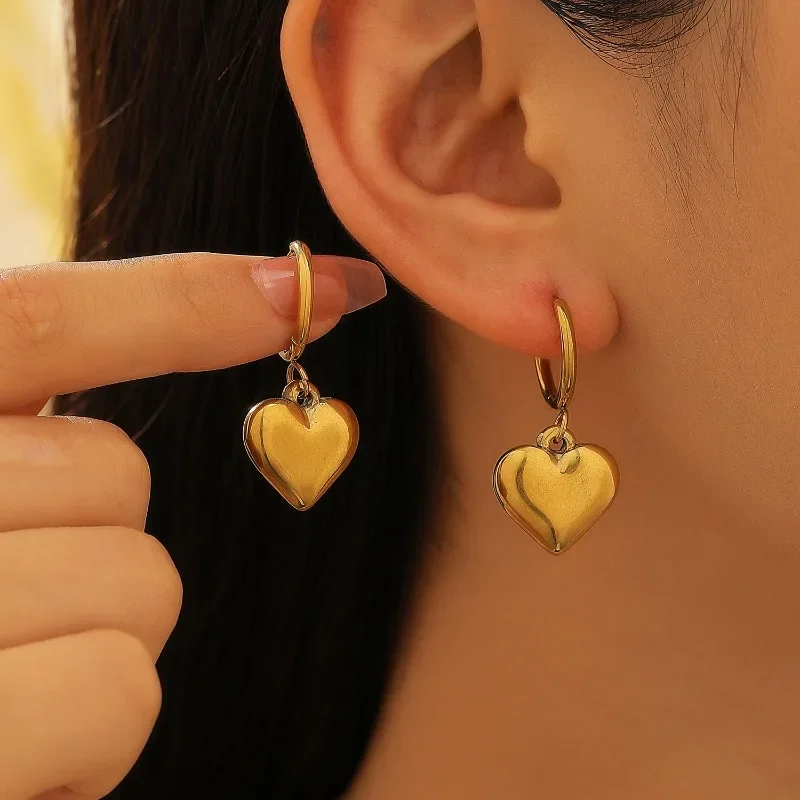 Europe and America Geometric Heart Love Oval Pendant Hoop Earring for Women Fashion Jewelry Minimalist Accessories Wholesale
Europe and America Geometric Heart Love Oval Pendant Hoop Earring for Women Fashion Jewelry Minimalist Accessories Wholesale