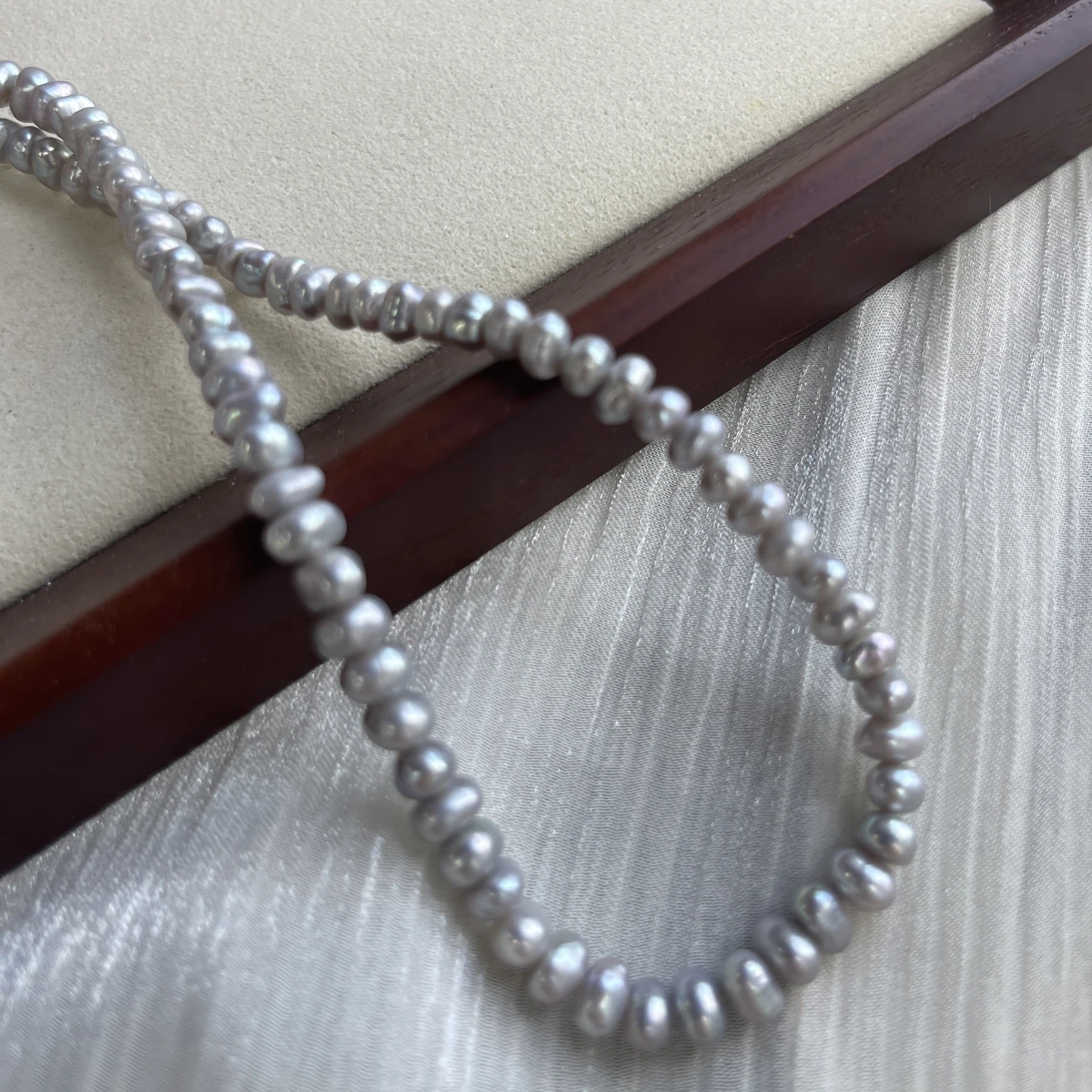 5-6mm Irradiated Gray Bread Beads Natural Freshwater Pearl Loose Beads for Jewelry Making DIY Women Necklace Bracelet Accessory
5-6mm Irradiated Gray Bread Beads Natural Freshwater Pearl Loose Beads for Jewelry Making DIY Women Necklace Bracelet Accessory