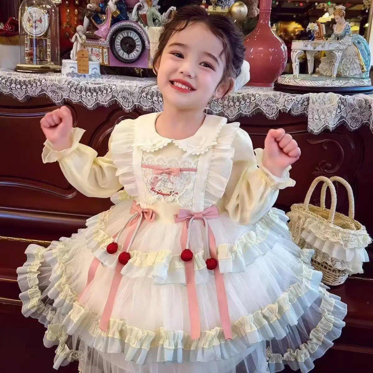 Girls' Dress Children's Lolita Princess Dress 2026 New Style Girls' Korean Version Mesh Cake Puffy Skirt Dress
Girls' Dress Children's Lolita Princess Dress 2026 New Style Girls' Korean Version Mesh Cake Puffy Skirt Dress