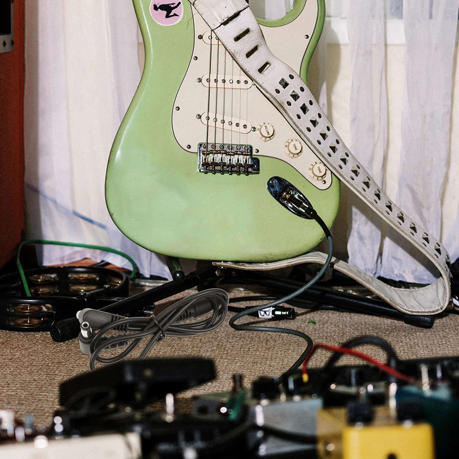 Right Angle Effect Power Cord Durable PVC Metal Guitar Pedal Effector Cable Connecting Line Stage Audio Equipment Instrument
Right Angle Effect Power Cord Durable PVC Metal Guitar Pedal Effector Cable Connecting Line Stage Audio Equipment Instrument
