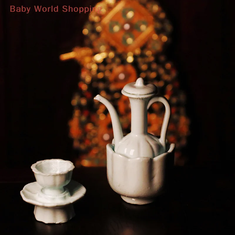 Dollhouse Mini Chinese Ancient Style Imitation Song Dynasty Celadon Hand-held Teapot Tea Cup Model Dollhouse Kitchen Accessories
Dollhouse Mini Chinese Ancient Style Imitation Song Dynasty Celadon Hand-held Teapot Tea Cup Model Dollhouse Kitchen Accessories