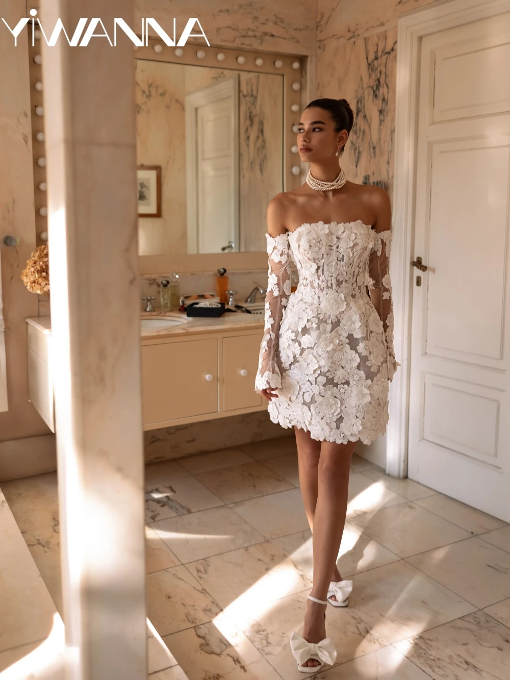 Glitter Appliques 3D Flower Mini Wedding Dress Detachable Sleeve Strapless Bridal Gown Customized Graceful Dresses For Bride
Glitter Appliques 3D Flower Mini Wedding Dress Detachable Sleeve Strapless Bridal Gown Customized Graceful Dresses For Bride